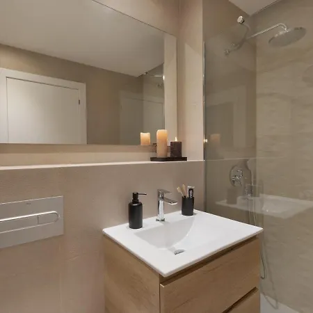 Talat - 3 Bedrooms In Eixample Esquerra * Барселона